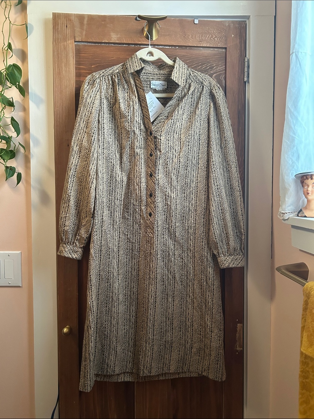 Schrader Sport Neutral Stripe Button-Front Women's Dress size 12